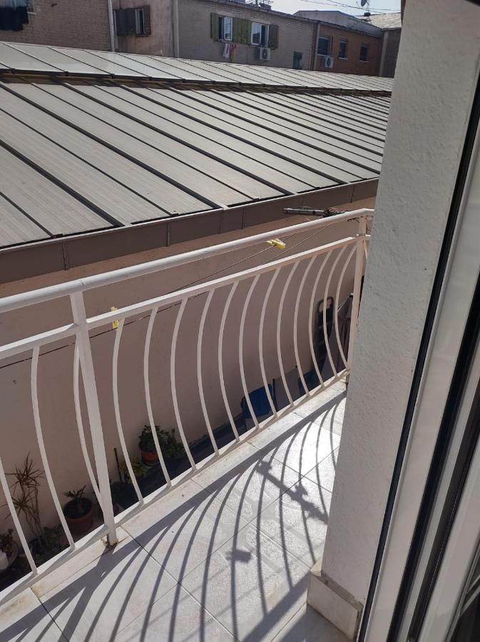 Habitaciones En Apartamento Compartido De Pozuelo De Alarcon Bagian luar foto
