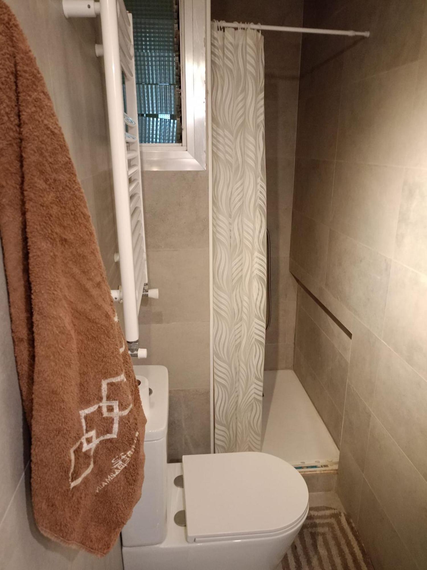 Habitaciones En Apartamento Compartido De Pozuelo De Alarcon Bagian luar foto
